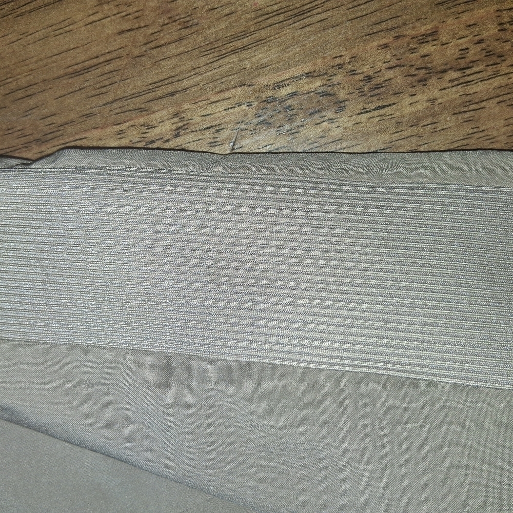 Athleta women’s “Brooklyn Ankle Pant”, color Tan size 4 - Picture 7 of 10